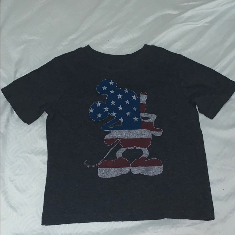2/10 Disney Mickey Shirt